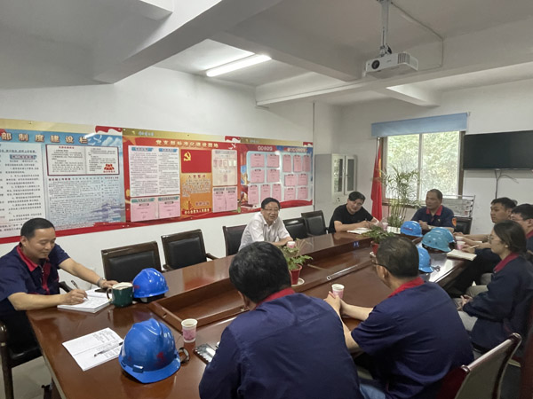 公司党委书记到商品混凝土公司调研 公司党委书记到商品混凝土公司调研